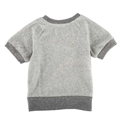 the back of the shirt in solid gray terrycloth